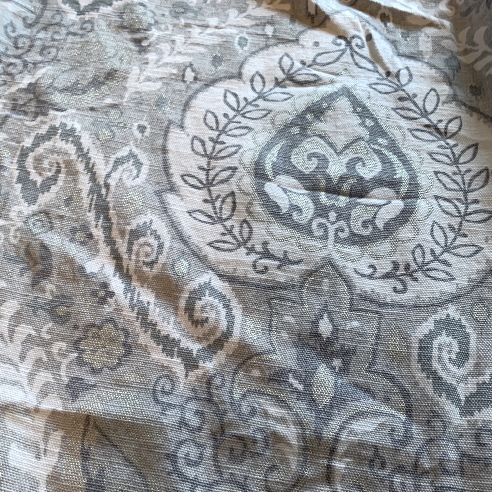 84 inch Envogue silver and gray panels